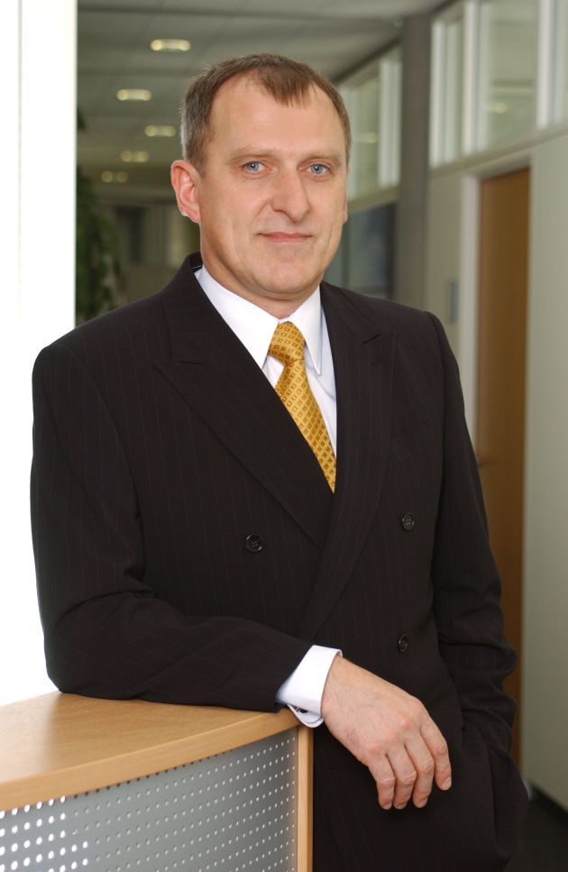 Franz J. Michel Vorstandsvorsitzender / Aufsichtsrat bestätigt neuen Chef <b>...</b> - image%3Fcrop%3D0,0,630,412