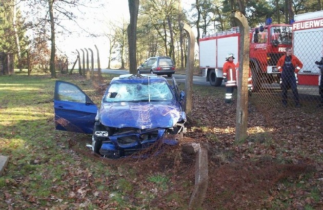 POL-NI: Unfall fordert einen Toten und eine Schwerverletzte