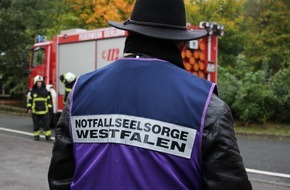 Feuerwehr Iserlohn: FW-MK: Gemeinsame Alarm&uuml;bung von Feuerwehr und der Notfallseelsorge Iserlohn