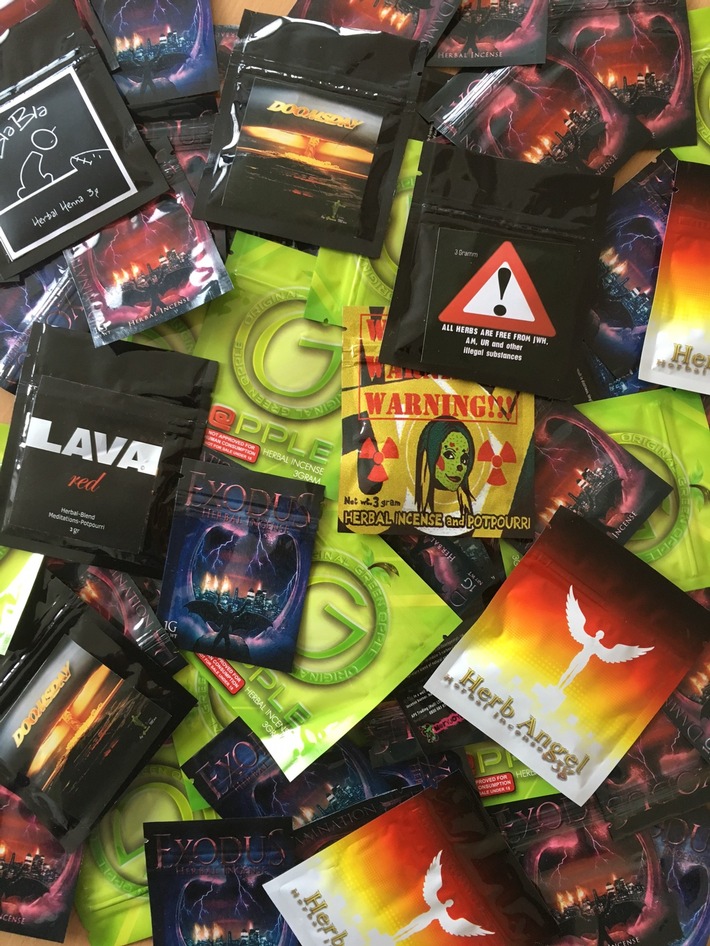 POL-SE: Elmshorn - Polizei zerschlägt Internethandel mit "Legal Highs"