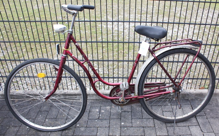 POL-WAF: Warendorf/Beelen. Fahrradbesitzer gesucht