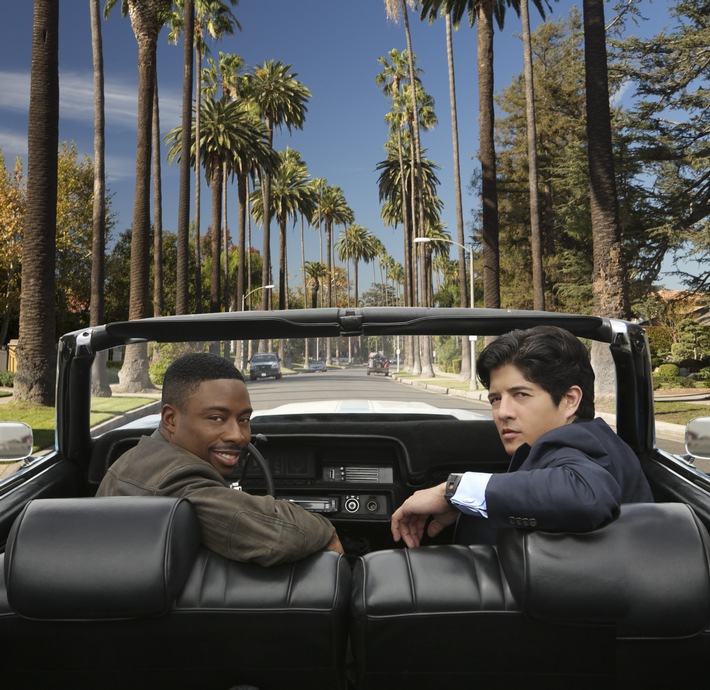 Bild zum Beitrag: Ganz schön was los hier! Neue Crime-Comedy-Serie "Rush Hour" ab 18. September 2016 in SAT.1 