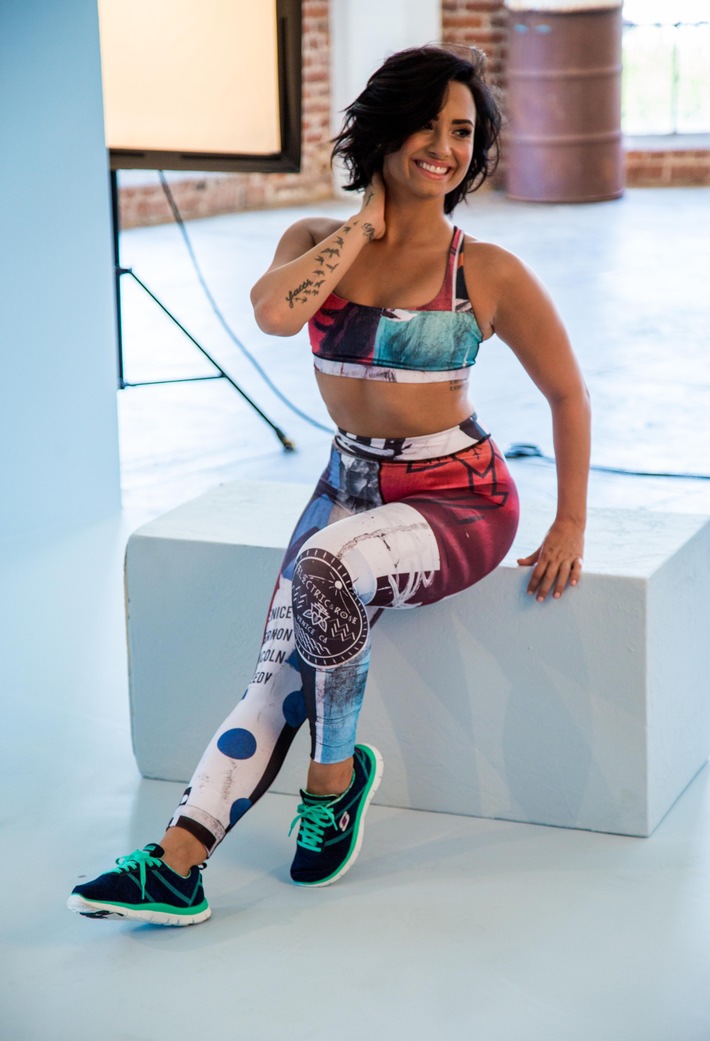 Skechers veröffentlicht Behind the Scenes Fotos und Videos der neuen Demi Lovato Kampagne 