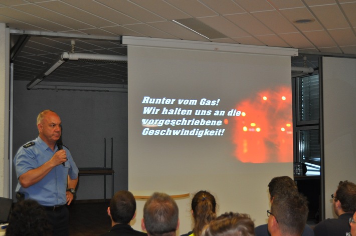 POL-DA: Michelstadt: "SchleuderDrama" - Pr&auml;ventionsveranstaltung der Polizei am Gymnasium