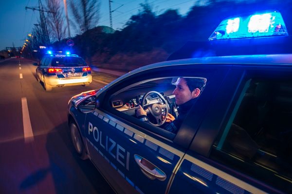 POL-REK: Polizeieinsatz nach SelbstmordankÃ¼ndigung/ Erftstadt