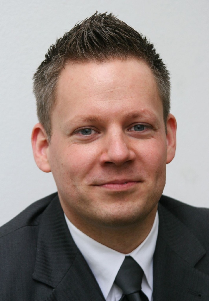 Lars Müller neuer Produktmanager für die IR Services von news aktuell