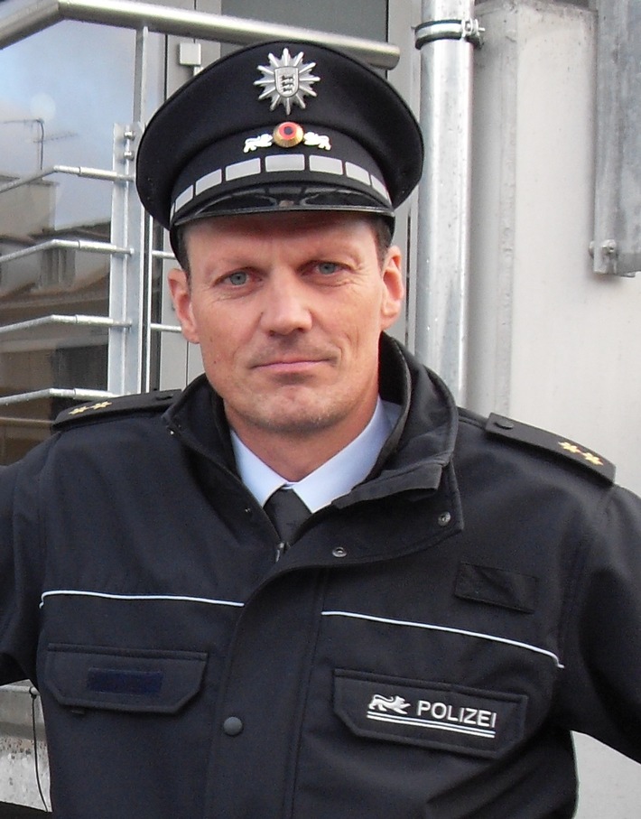 POL-FR: Polizeipräsidium Freiburg: Gabriel Winterer, Leiter des Polizeireviers Freiburg-Süd, zum Polizeidirektor ernannt