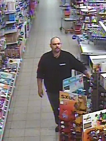 POL-ST: Rheine, Ladendiebstahl, wer kennt diesen Mann? -1 Bild-