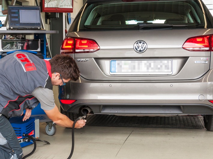 Bild zum Beitrag: Autoabgase: Entscheidend ist, was hinten rauskommt 