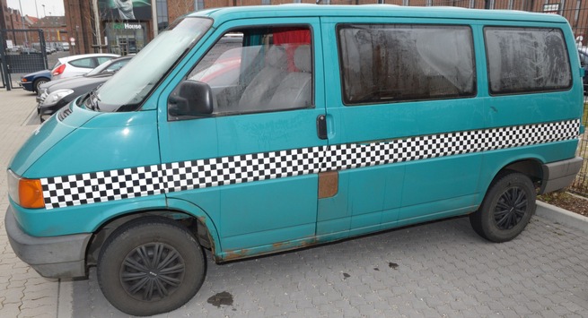 POL-H: Nachtragsmeldung Polizei nimmt 32-Jährigen fest - Wer kann Hinweise zu einem Transporter und möglichen Komplizen geben?
