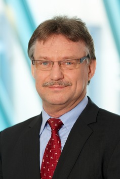 Dr. <b>Roland Krause</b>, Geschäftsführer der DEKRA International GmbH. - dekra-automotive-international-neues-fuehrungsteam-am-start-mit-bild