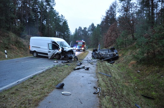 POL-WL: Verkehrsunfall mit einer schwer- und einer leichtverletzten Person