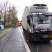 POL-HM: Kollision zwischen zwei Lkw - Feuerwehr befreit eingeklemmten Fahrer