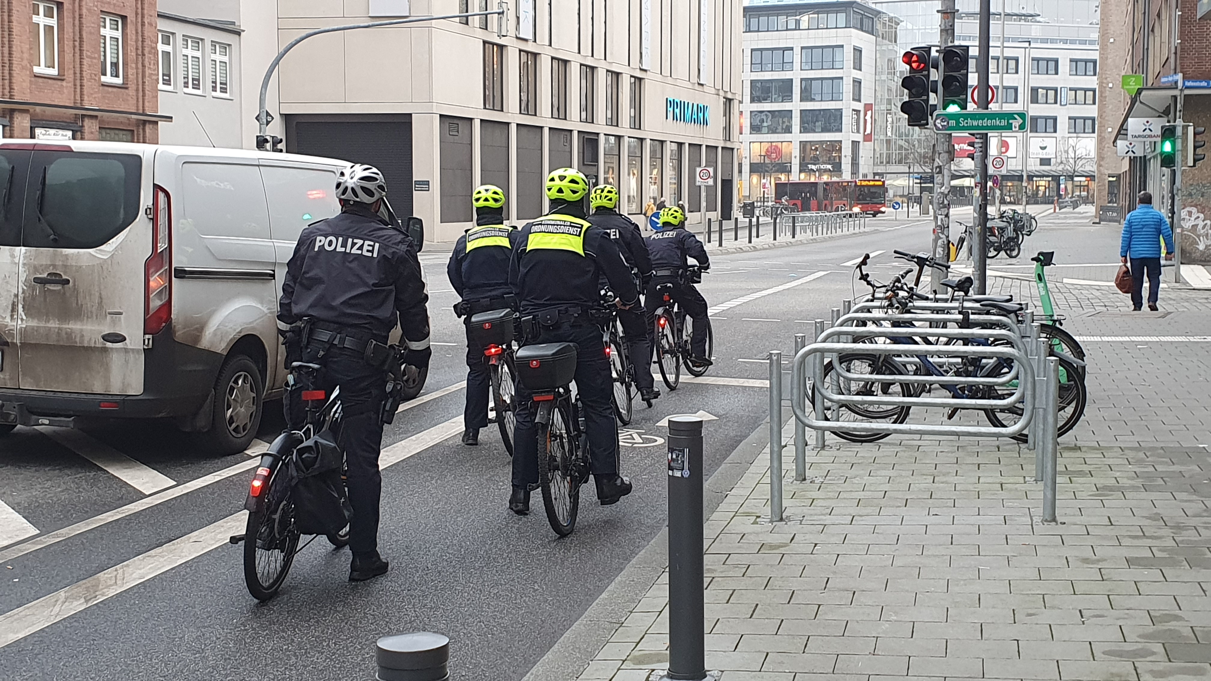 POL-KI: 220111.1 Kiel: Fahrradkontrollen in der Kieler Innenstadt |  Presseportal