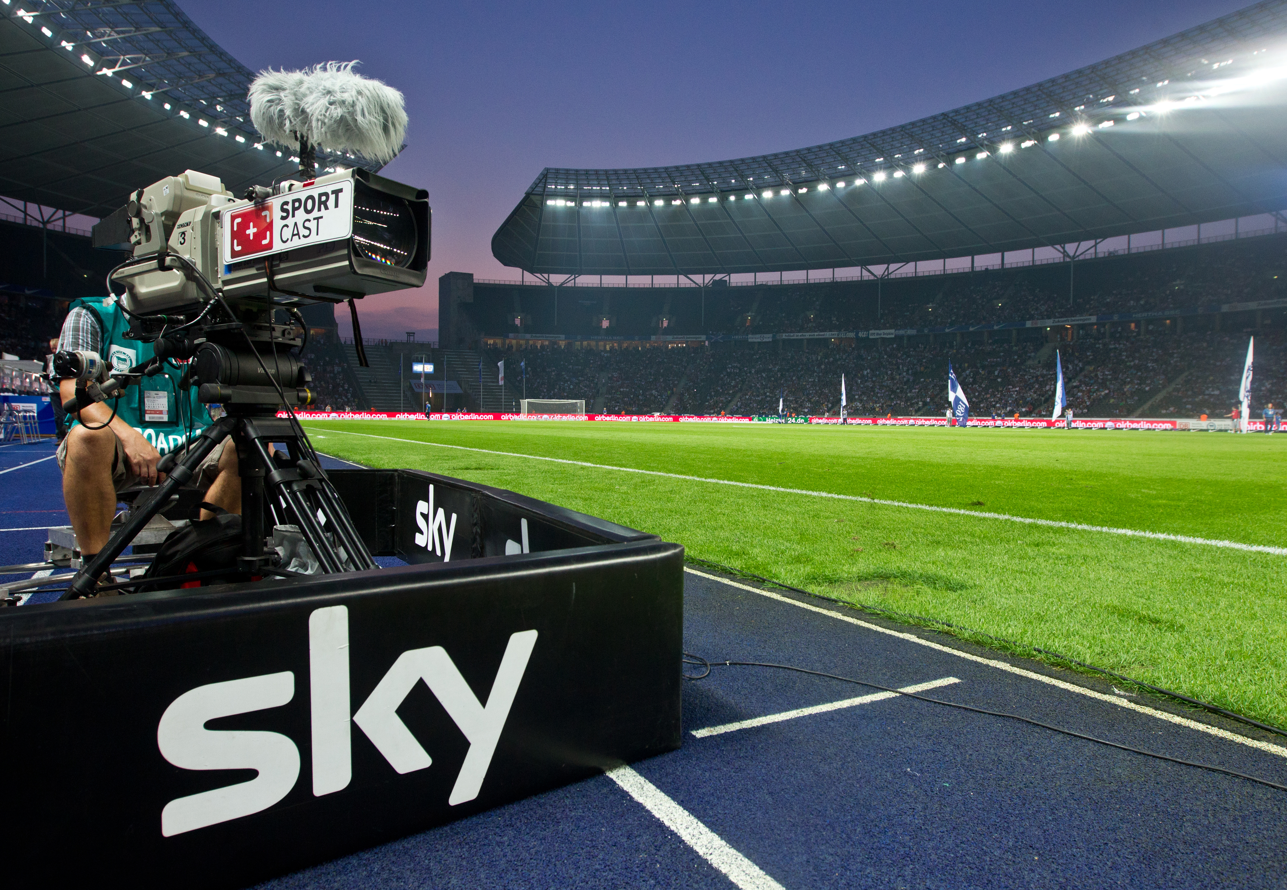 Heiße Nordlichter Das Derby zwischen dem Hamburger SV und Werder Bremen live bei Sky Presseportal