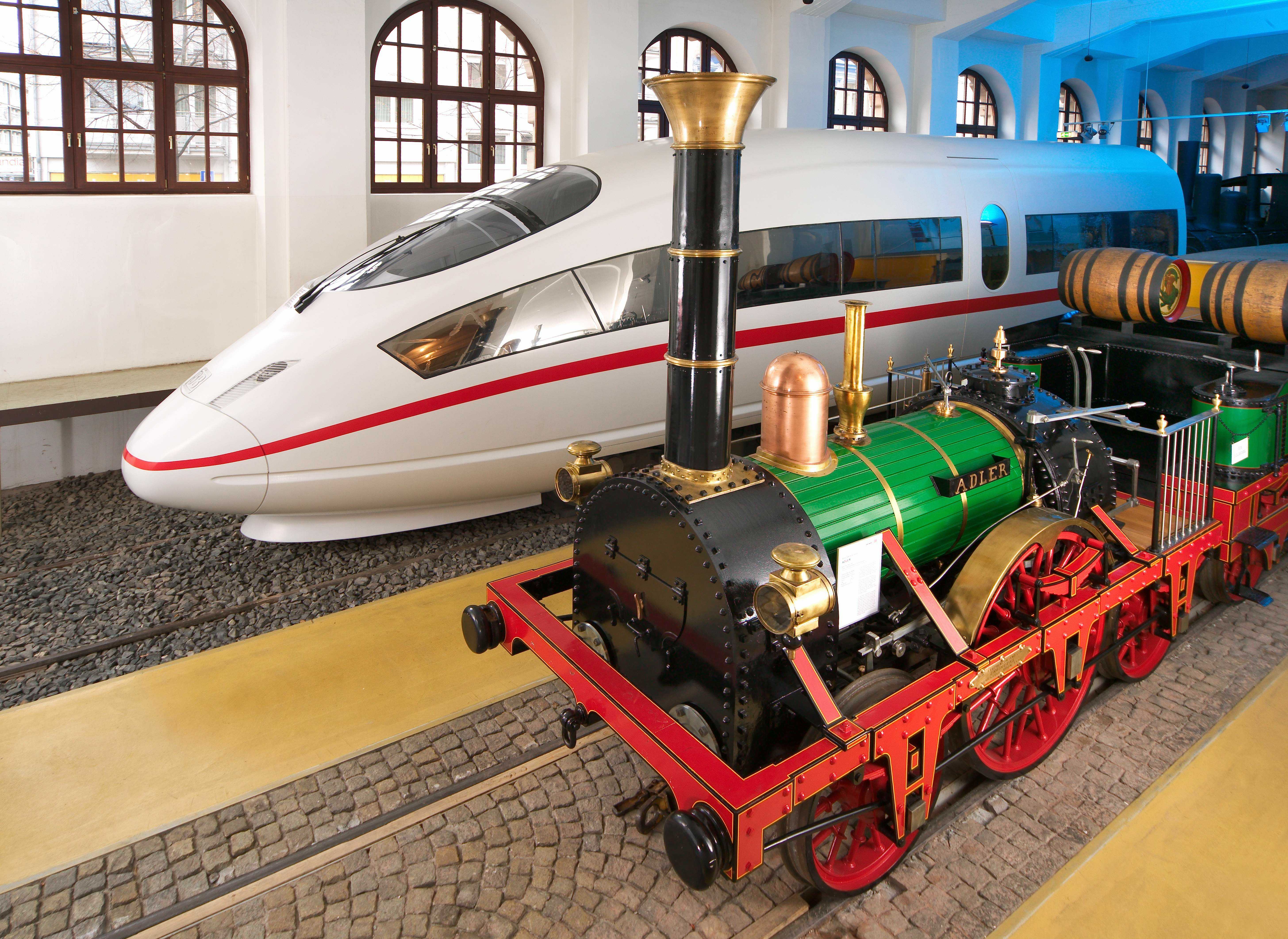 Vor 180 Jahren rollte die erste Dampflokomotive in Deutschland / Nächster Halt Presseportal Vor 180 Jahren rollte die erste Dampflokomotive in Deutschland / Nächster Halt Presseportal