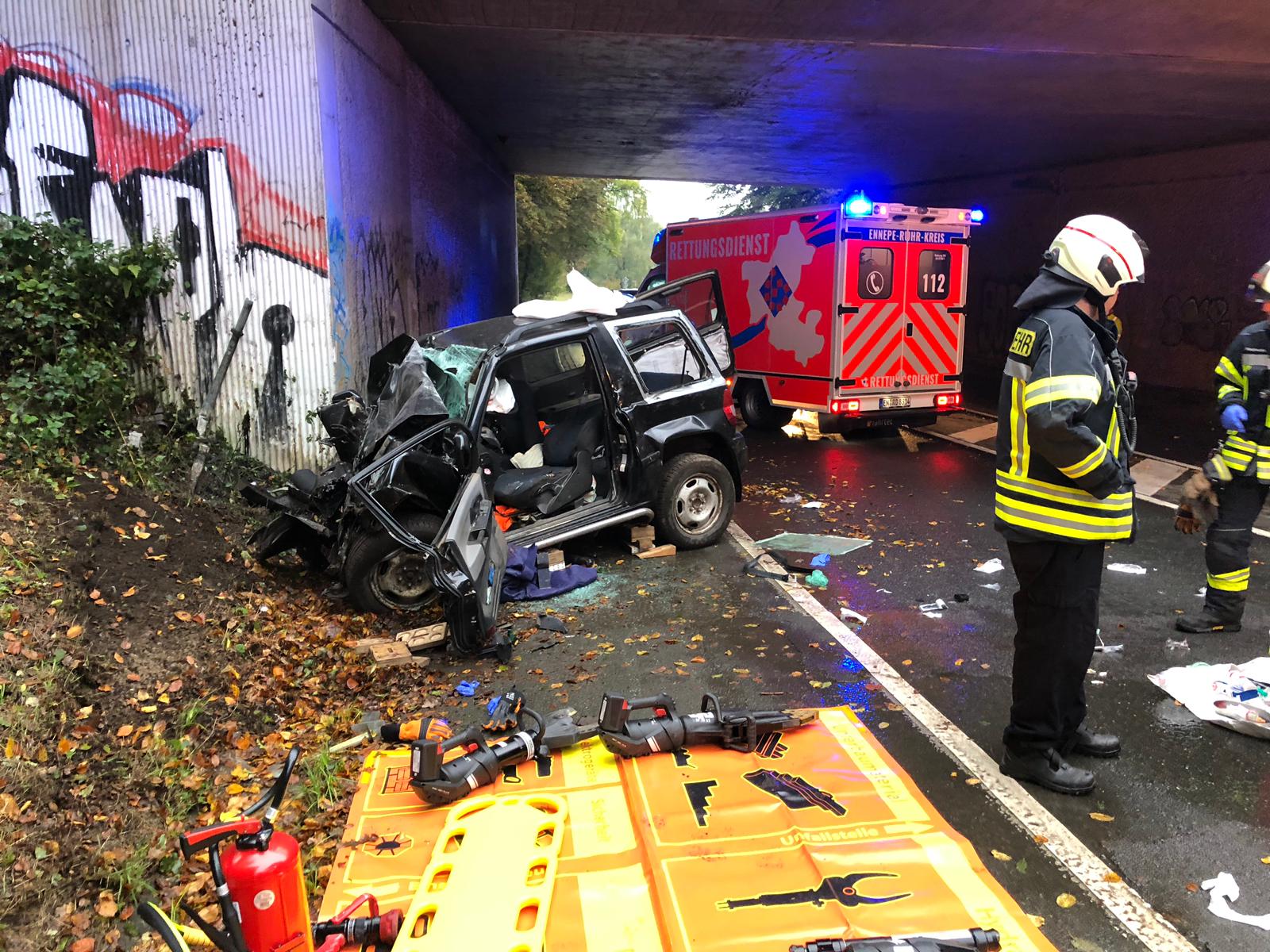 fw en schwerverletzter bei unfall in der stefansbecke presseportal