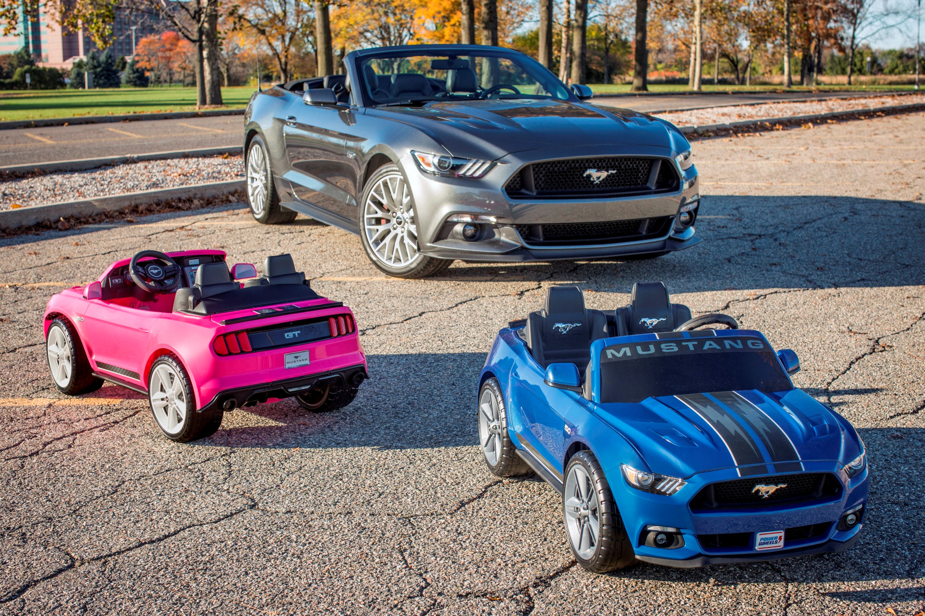 Ford und Fisher-Price® präsentieren Ford Mustang-Modell für Kinder - mit   | Presseportal