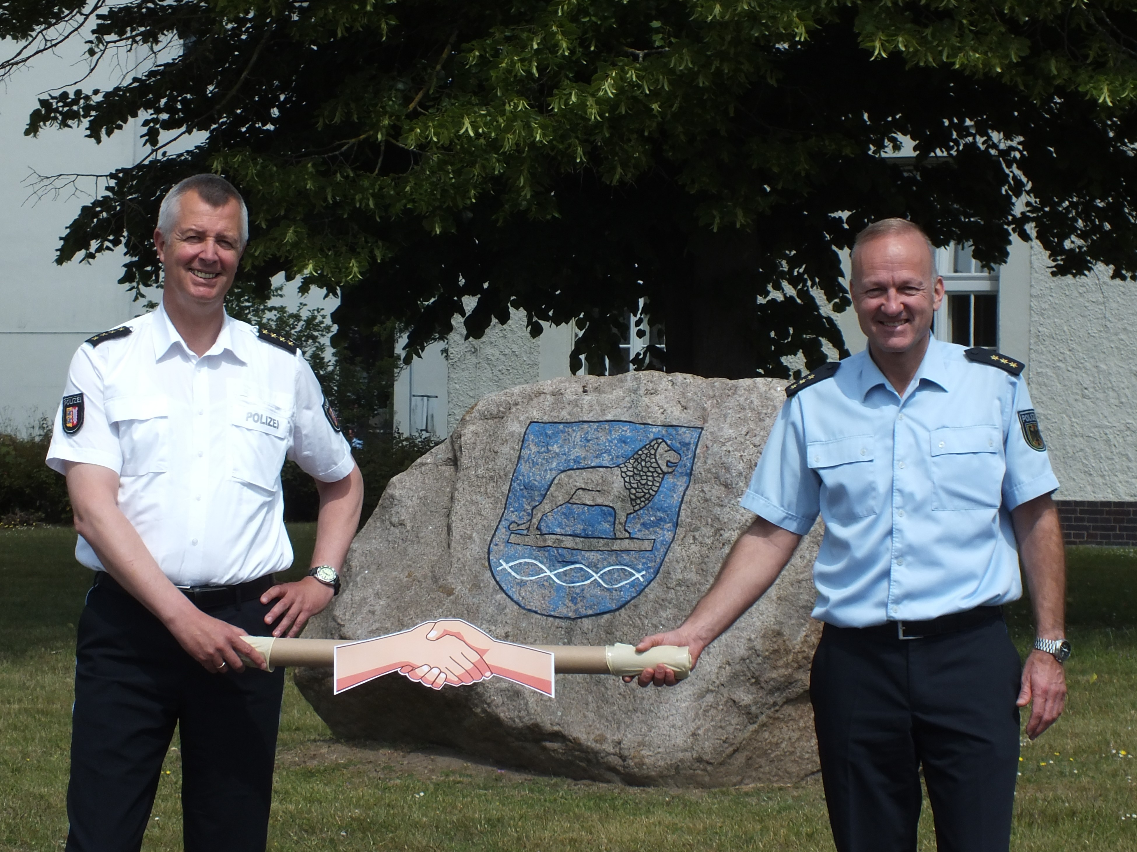 BPOLD-BBS: Neuer Leiter der Polizeidirektion Ratzeburg zu Besuch bei der  ... | Presseportal