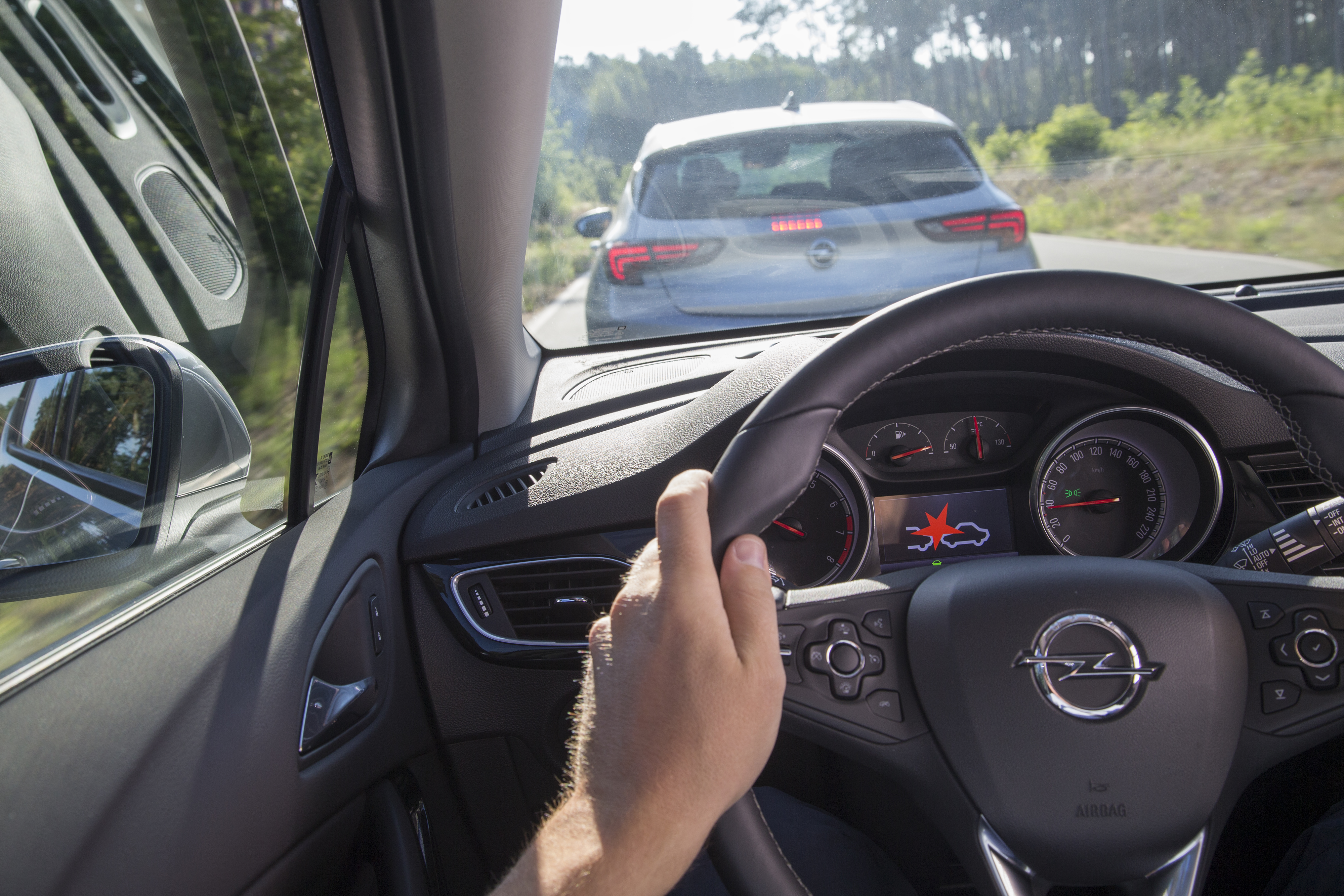 Der neue Opel Astra: Sicherheit und Komfort auf Top-Niveau (FOTO)