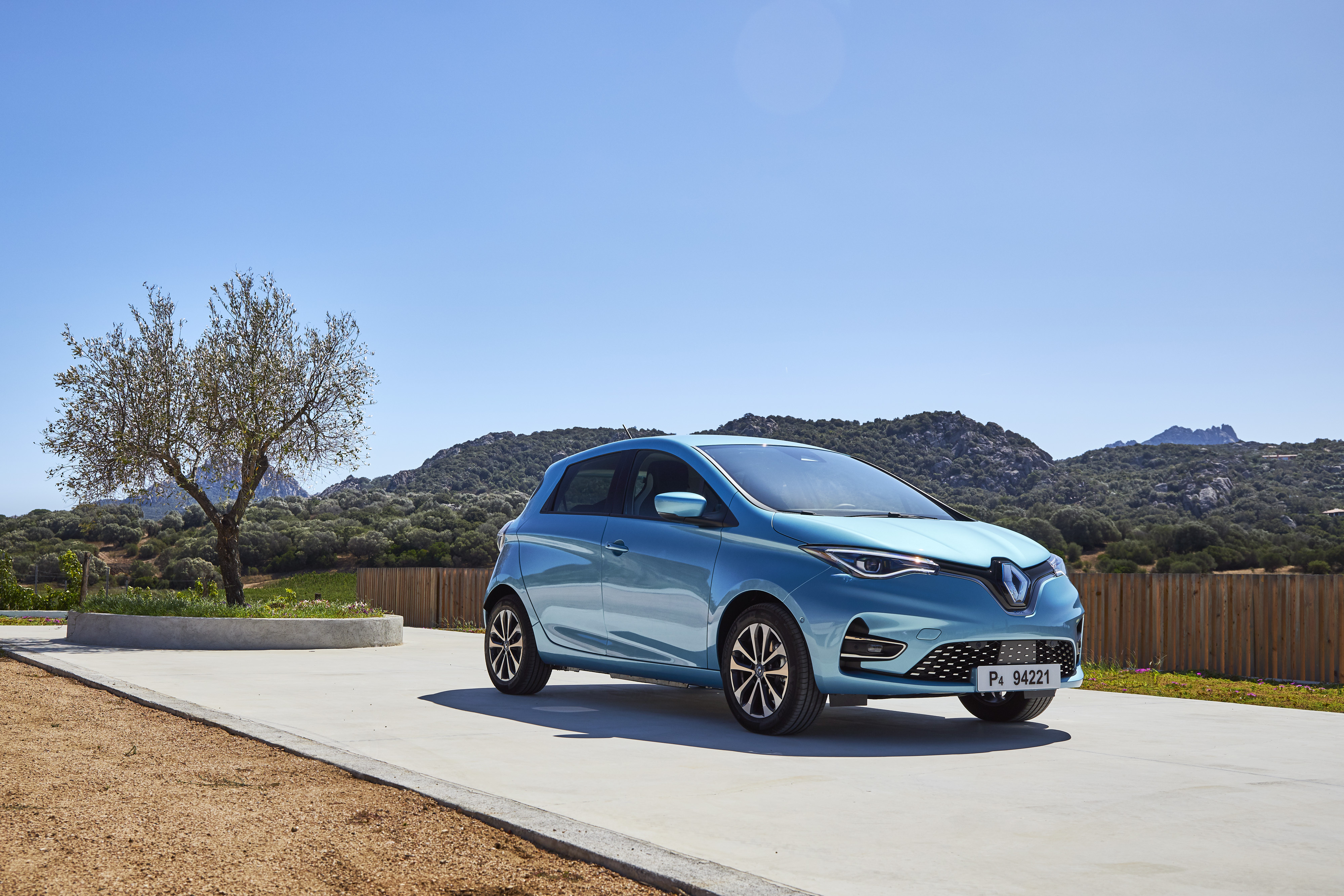 Groupe Renault Resultats Commerciaux 2019 En Suisse En 2019 Renault A Double Ses Presseportal