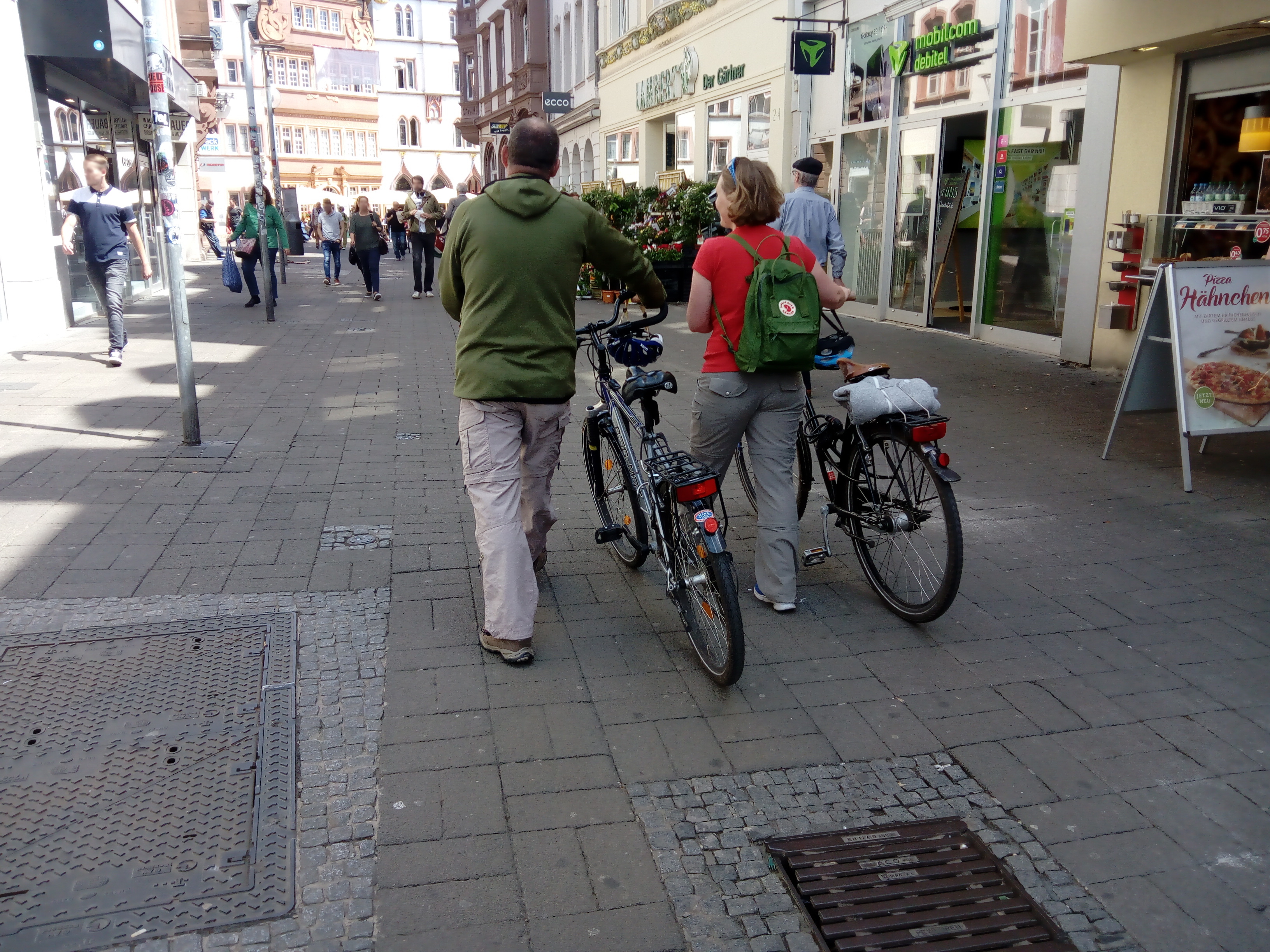 POLPPTR Fahrradfahren in der Fußgängerzone nur wenn es