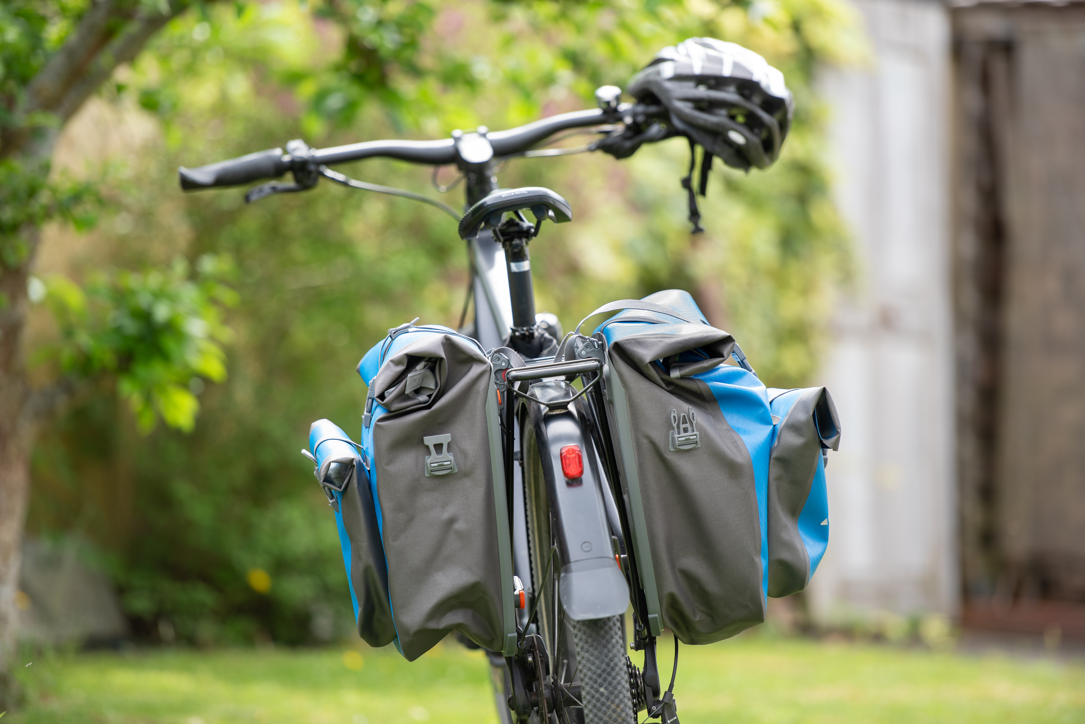 vaude fahrradtasche gepäckträger e bike Fahrradtaschen für Aqua Back 2x24L, 2 x Hinterradtaschen wasserdicht, Fahrrad Gepäckträgertasche hinten, einfache Befestigung – Made in Germany (Anthrazit, 48 liters) Sport & Freizeit Farbe:Lavendelviolett Vaude TVL Pavei Fahrradschuhe dekanter