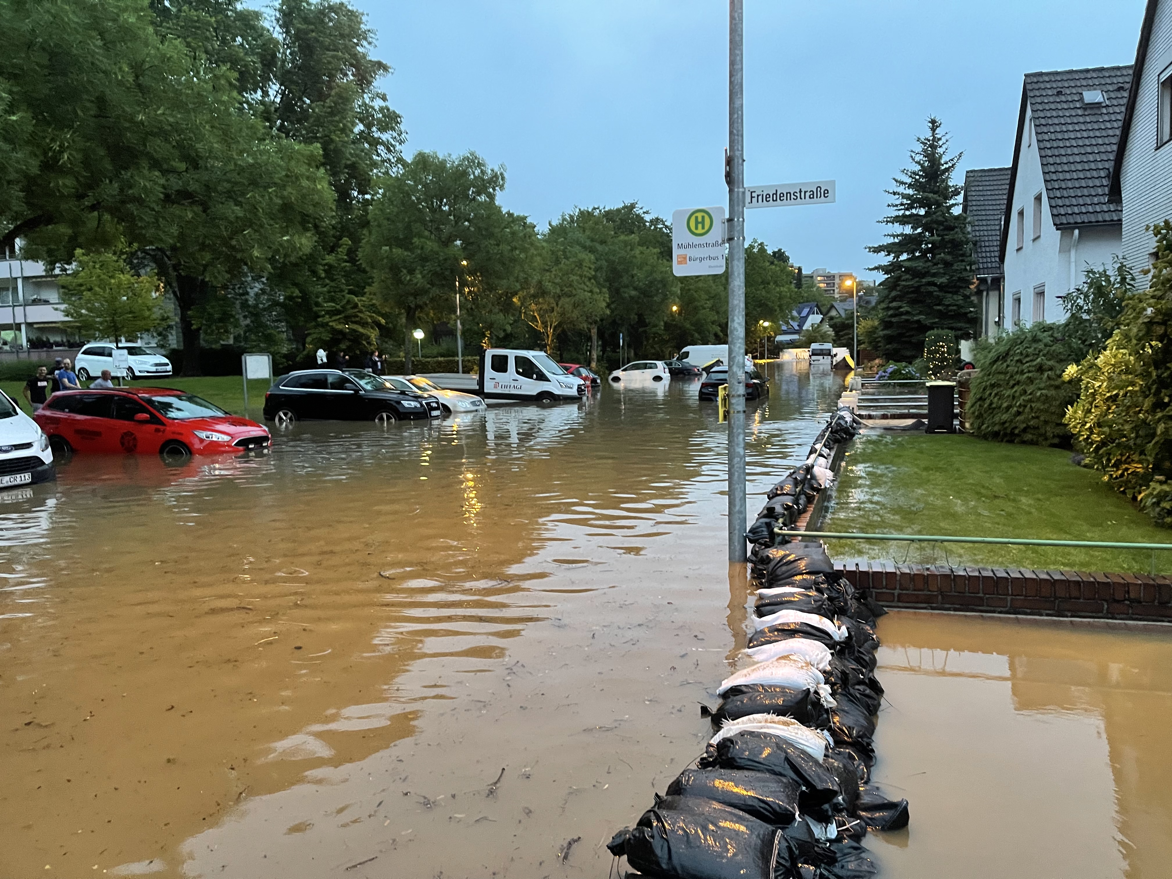 FW-Erkrath: Lageentwicklung nach dem Hochwasser in Erkrath Pressemitteilung  der Stadt