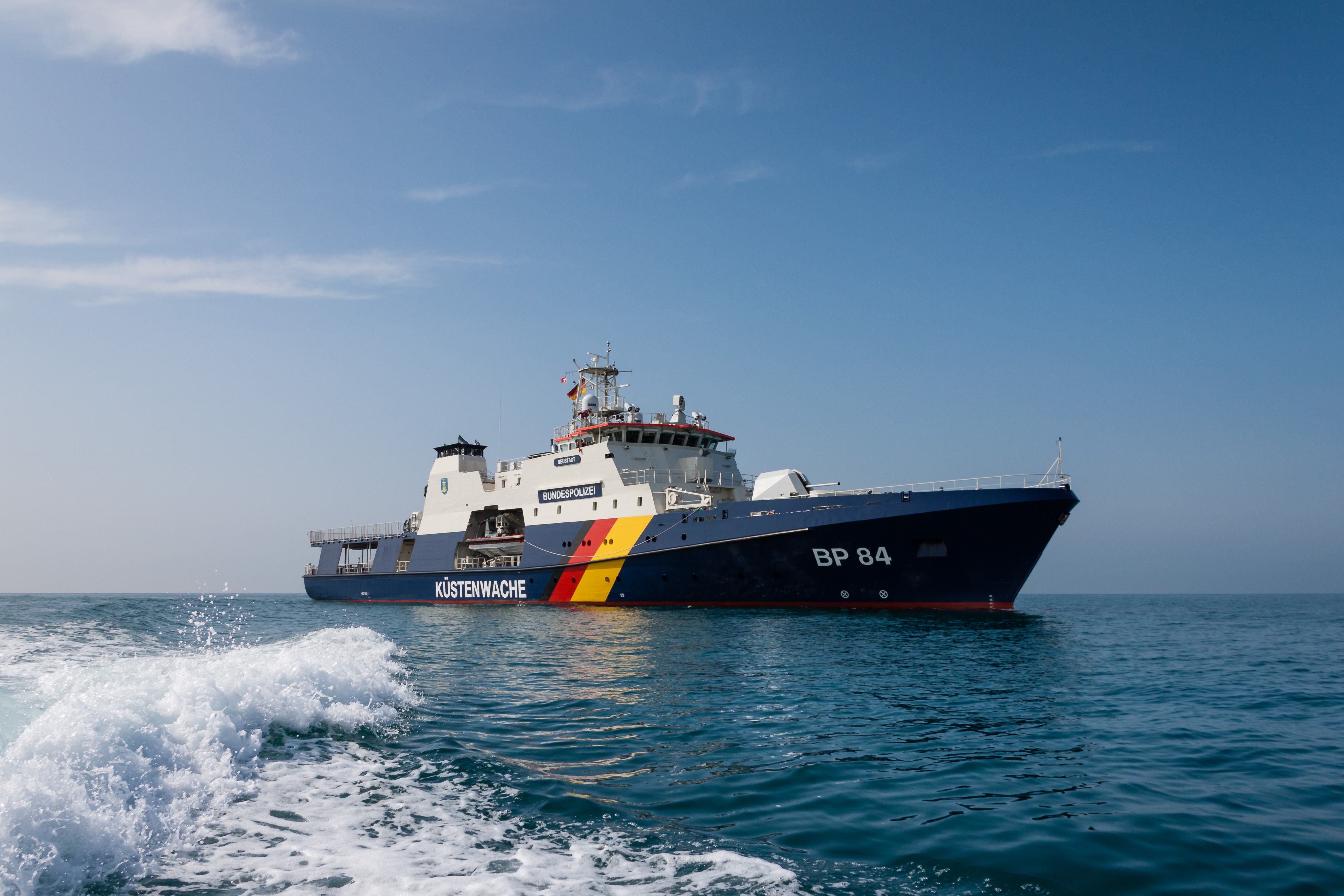 BPOLI-See: BP 84 NEUSTADT in Kiel- Open-Ship am Bahnhofskai |  Presseportal