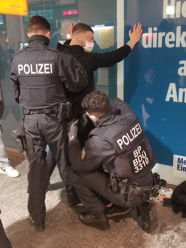 BPOLD-H: Gemeinsame Kontrollen der Bundespolizei und der Polizei Bremen im und am Hauptbahnhof Bremen