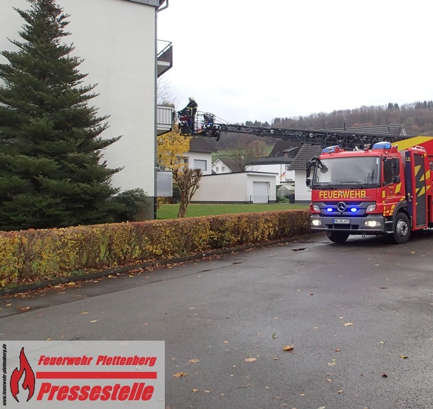 FW-PL: OT-Böddinghausen. Wohnungsinhaber nur mal kurz außer Haus. Bei Rückkehr Besuch von der Feuerwehr