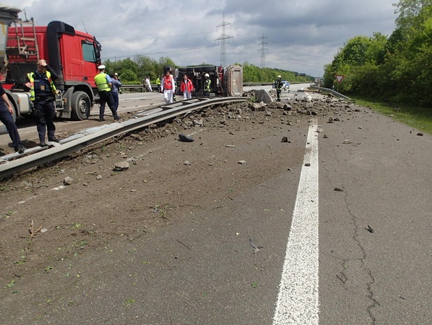 POL-VDMZ: Tragische Unfälle auf der A 63 fordern zwei Todesopfer