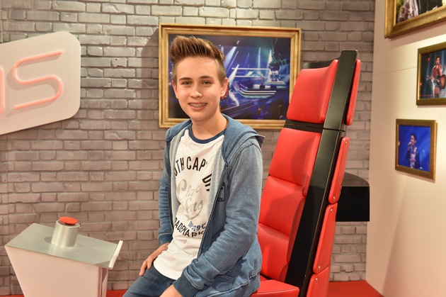 Fünf Millionen Menschen gerührt: &quot;The Voice Kids&quot;-Talent Luca (13) erobert mit seinem Song &quot;Obakemma&quot; das Netz