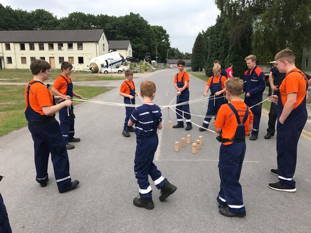 Feuerwehr Weeze: Teambuilding der Jugendfeuerwehr Weeze