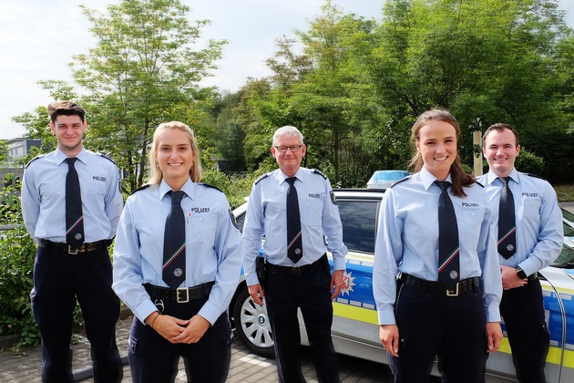 POL-RBK: Rheinisch-Bergischer Kreis - 17 neue Polizistinnen und Polizisten für die Kreispolizeibehörde