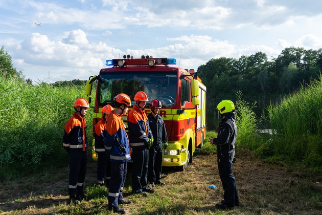 FW Ratingen: Große Jahresübung 2025 der Jugendfeuerwehr Ratingen
