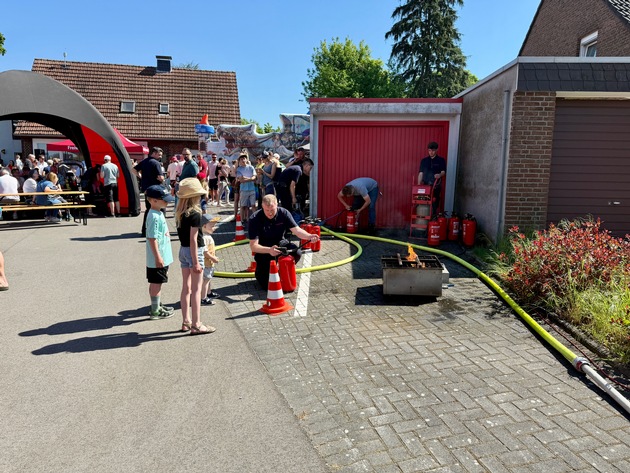 FW Hünxe: Voller Erfolg - Viele Gäste beim Brandschutztag in Drevenack