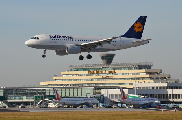 Der Köln Bonn Airport stellt Journalisten honorarfreies Fotomaterial für die redaktionelle Nutzung zur Verfügung (FOTO)