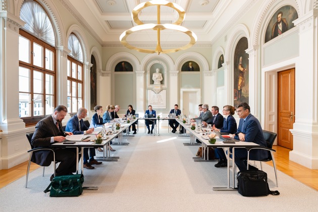 Regierung des Kantons Graubünden zu Besuch in Liechtenstein