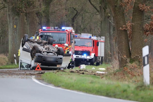 FW-ROW: Schwerer Verkehrsunfall am Heiligenabend