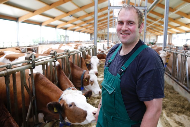 Regional und gentechnikfrei: Neue Milch bei ALDI SÜD in Bayern
