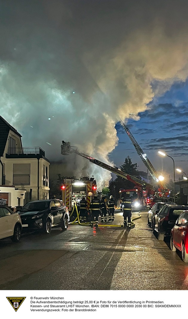 FW-M: Explosionen in Wohnhaus (Lerchenau)