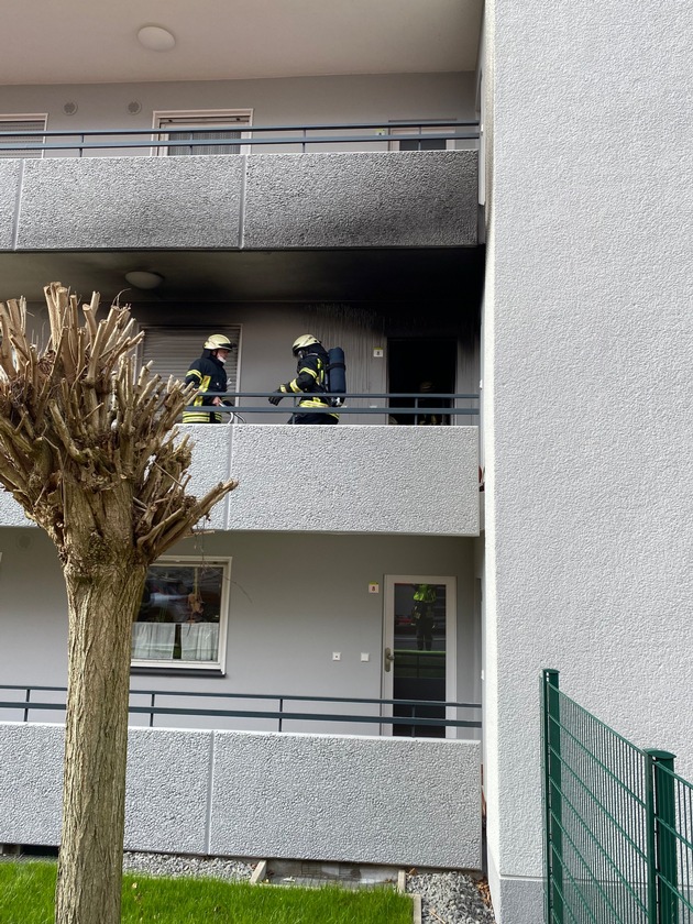 FW-MH: Wohnungsbrand in Mehrfamilienhaus - Wohnung unbewohnbar