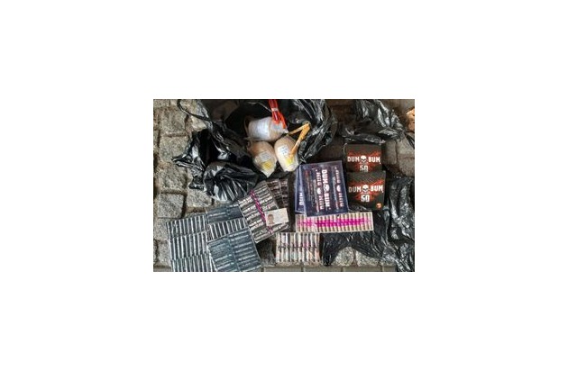 BPOLI BHL: Illegale Einfuhr verbotener Pyrotechnik - 5,2 Kilogramm Explosivstoff sichergestellt