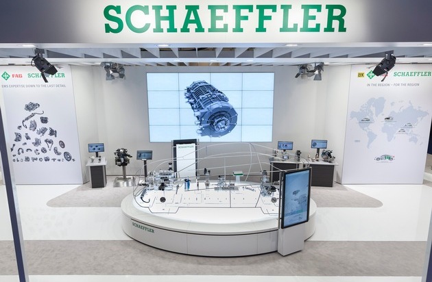 Schaeffler: Mobilität für morgen: Schaeffler auf der North American International Auto Show 2016 / Systemkompetenz bis ins kleinste Detail