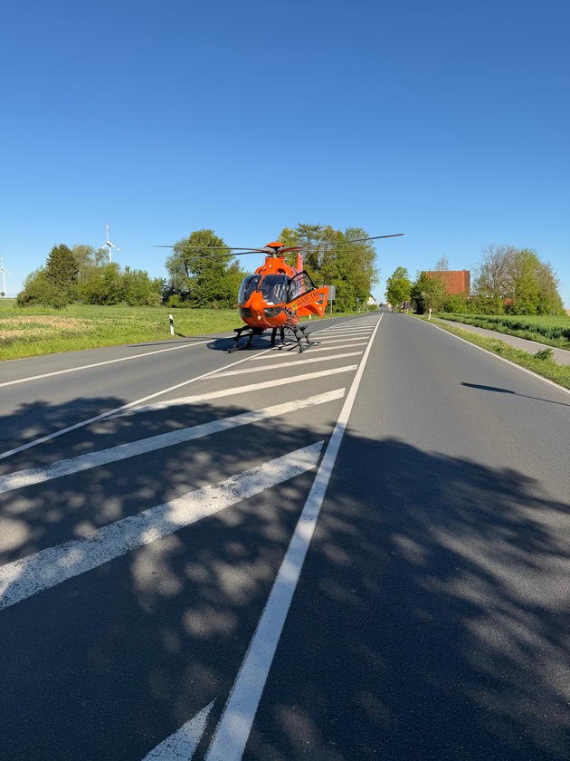 FW-DT: Schwerer Verkehrsunfall am Samstagmorgen auf der Lageschen Stra&szlig;e