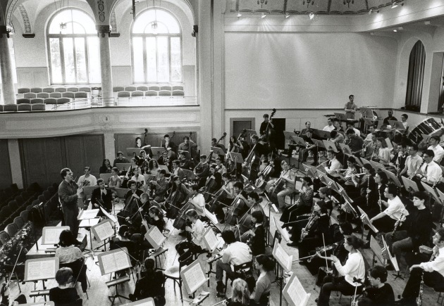 SJSO Orchestre Symphonique Suisse de Jeunes: Tournée d&#039;automne 2003