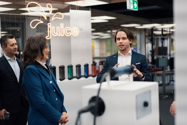 Aktuelle Pressemeldung: Michigans Gouverneurin Gretchen Whitmer besucht Juice Technology