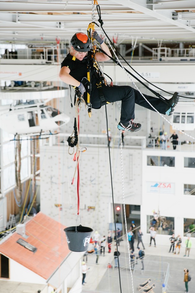 Petzl RopeTrip® 2025: Die Elite der Seilzugangstechnik im Wettstreit!