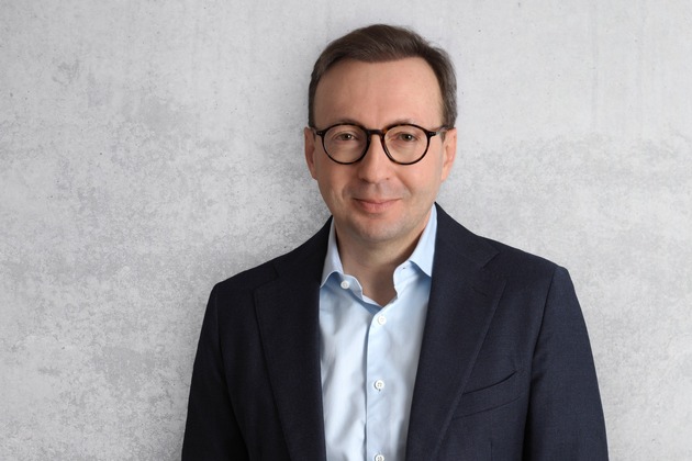 Pressemitteilung - DEFACTO: Insolvenzverwalter erhält in schwierigem Marktumfeld einen Teil des Erlanger CRM-Spezialisten